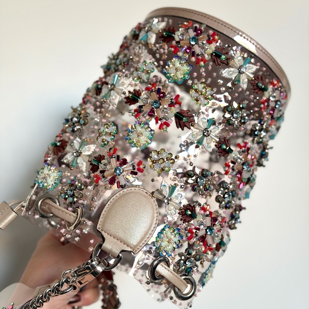 Christian Louboutin Marie Jane Bucket Bag - Picture 3 of 13